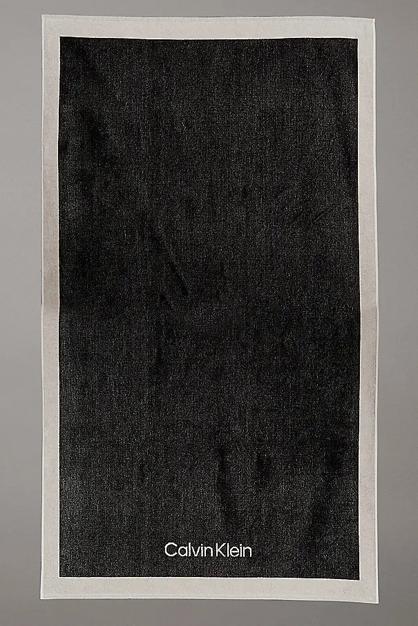 CALVIN KLEIN TOWEL