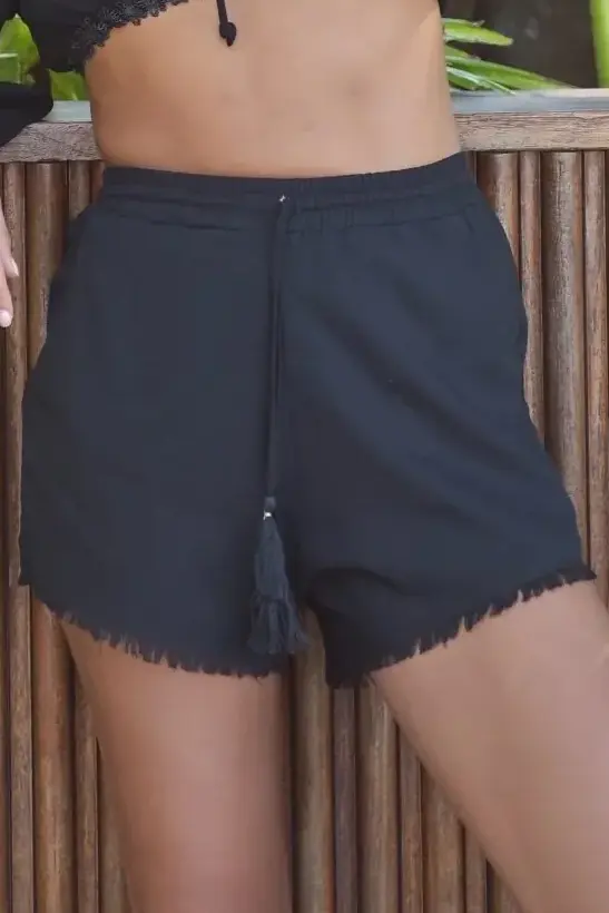 HOT LAVA FRINGE SHORT