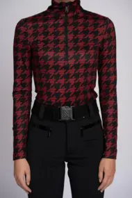 NIKKIE GEO LOGO PULLY