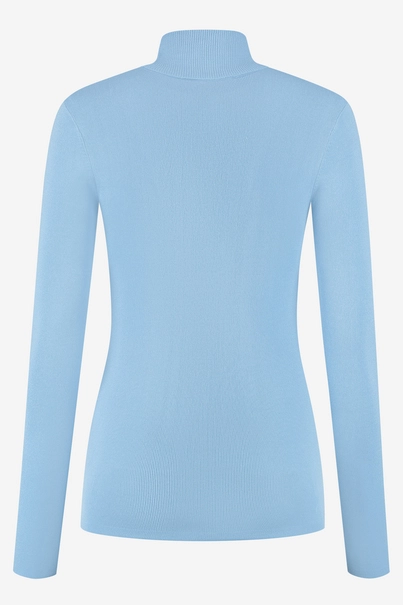 NIKKIE JOLIE SKI TURTLE NECK