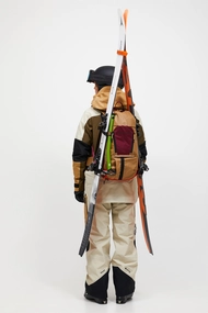 PEAK PERFORMANCE VERTICAL SKI BACKPACK 20L