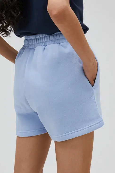 PEAK PERFORMANCE W ORIGINAL SMALL LOGO SHORT