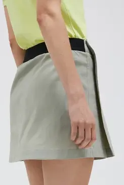 PEAK PERFORMANCE W PLAYER POCKET SKIRT