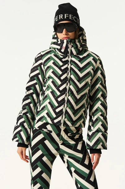 PERFECT MOMENT POLAR FLARE SKI JACKET III