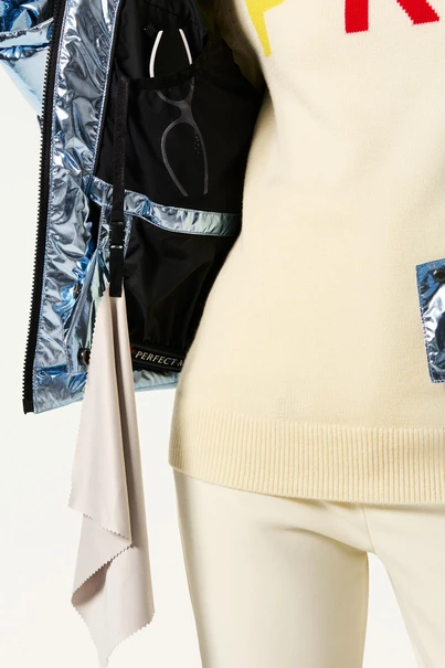 PERFECT MOMENT POLAR FLARE SKI JACKET III