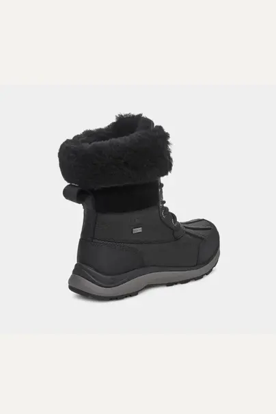 UGG W ADIRONDACK BOOT III