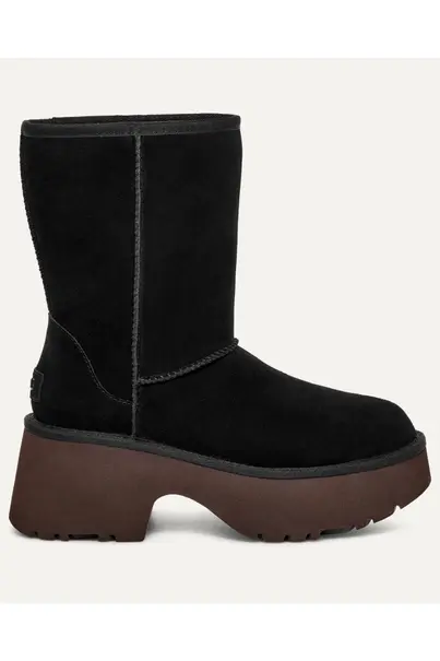 UGG W CLASSIC SHORT NEW HEIGHTS